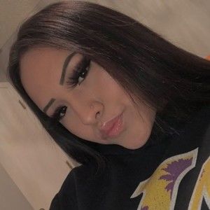 Meet your Posher, Cienna